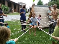 Il bosco e le corde, attività psicomotorie per i bambini
