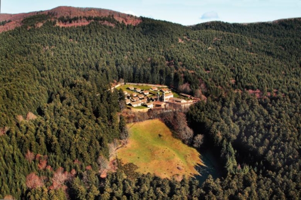 Manifesto di Camaldoli per una nuova centralità della montagna Manifesto di Camaldoli per una nuova centralità della montagna